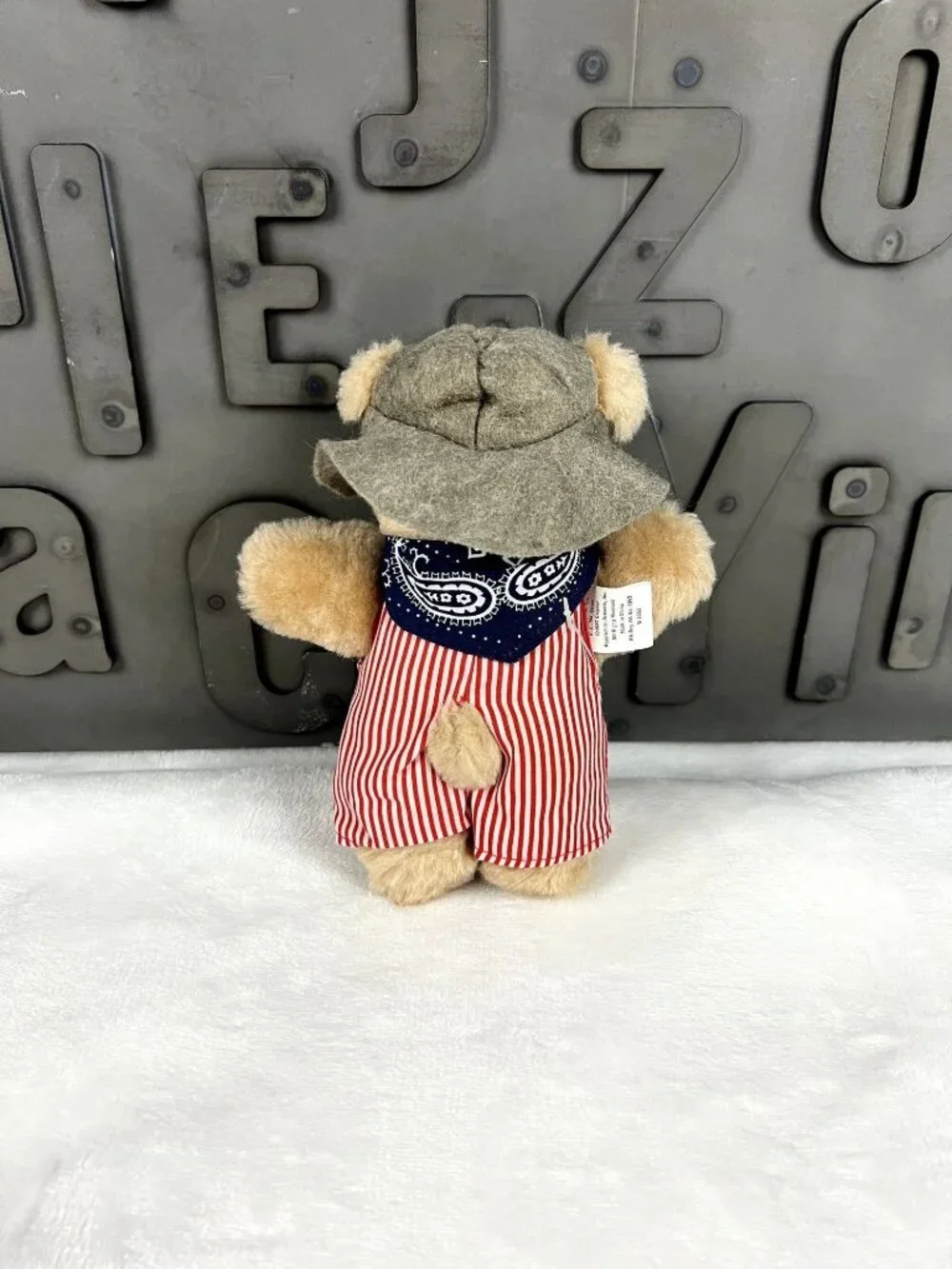 Furskins vintage q986